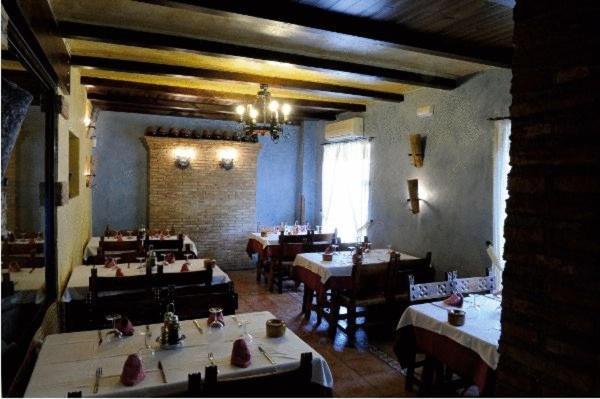 Hotel El Oasis Carchel エクステリア 写真