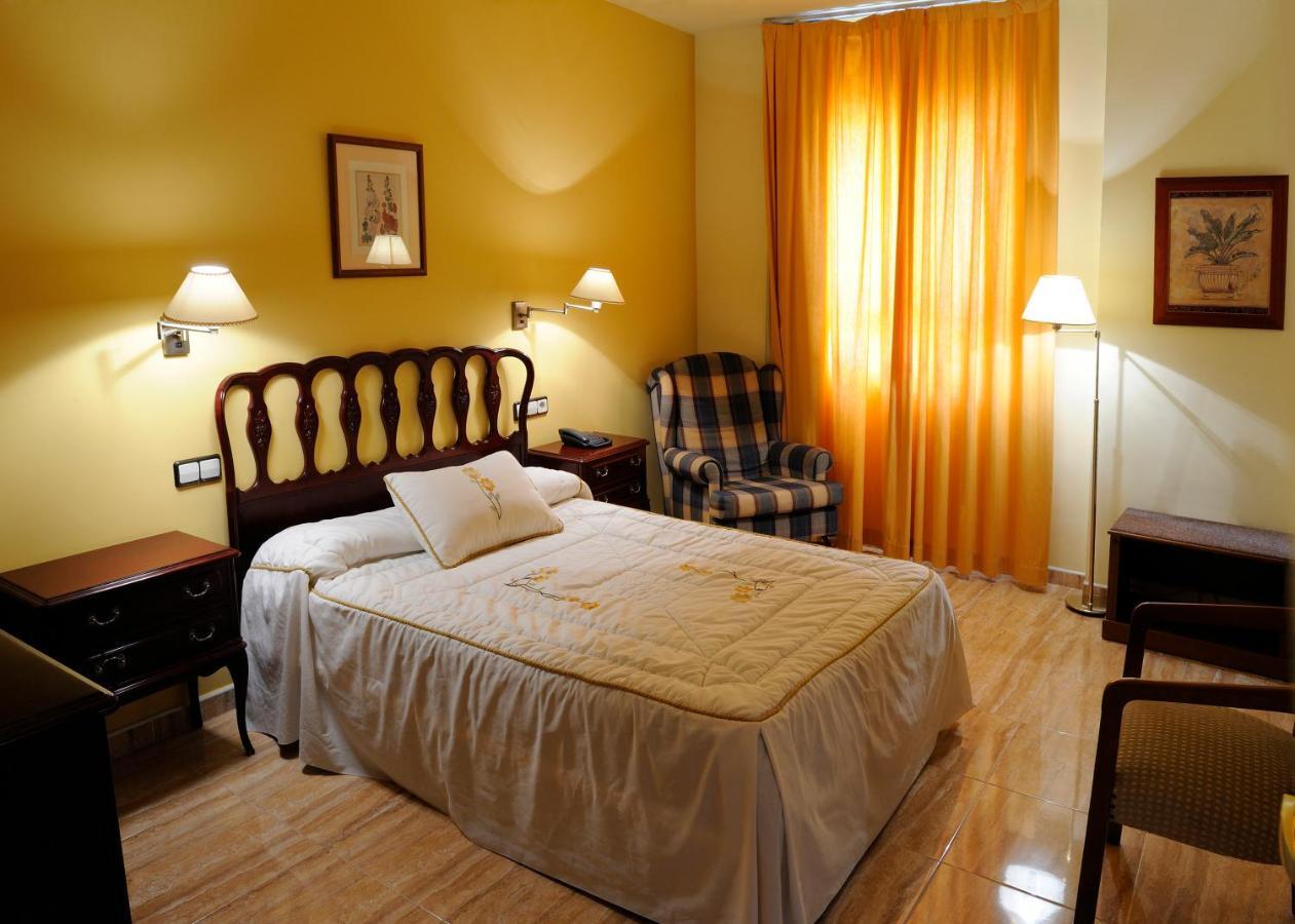Hotel El Oasis Carchel 部屋 写真
